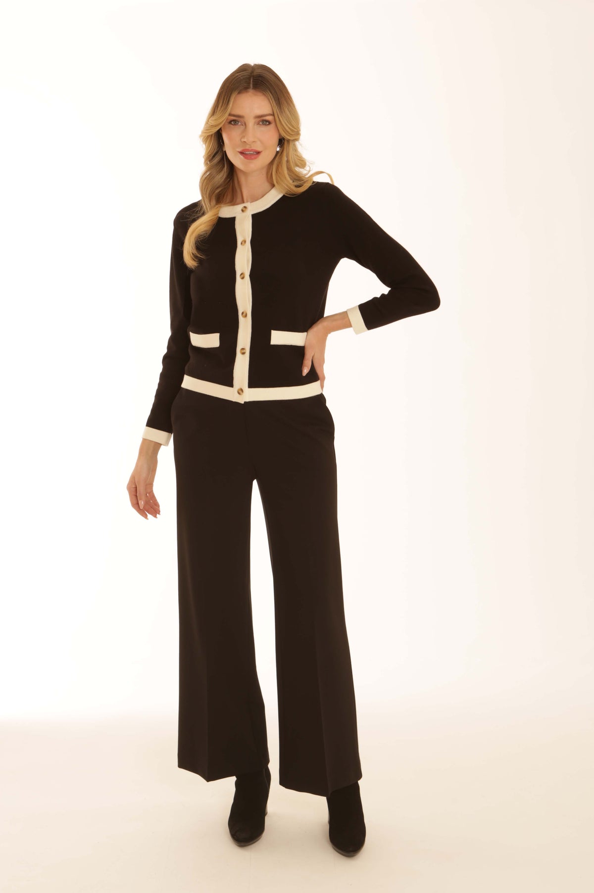 Britney Cardi by Pomodoro