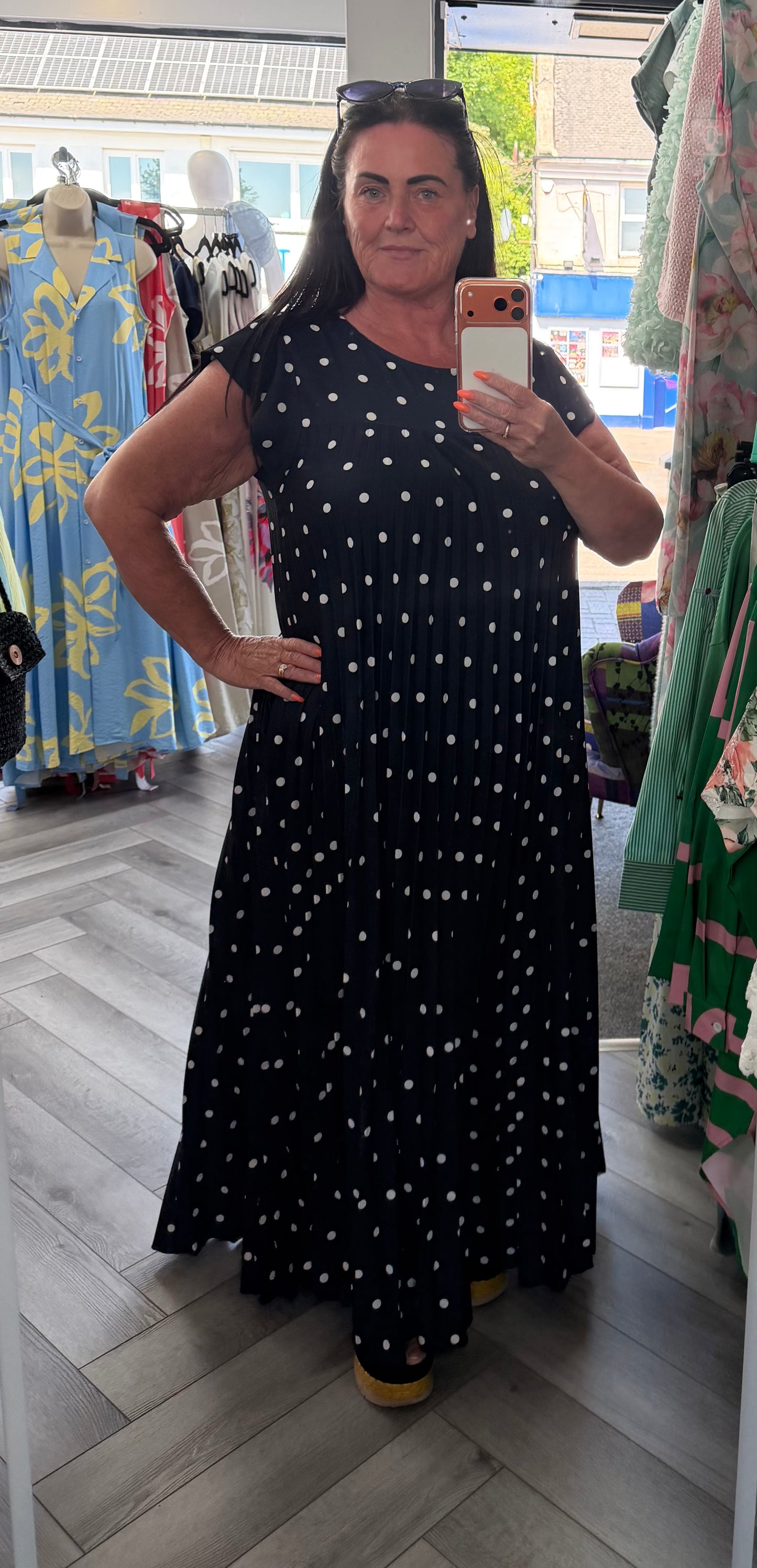 Polkadot Maxi pleated dress - Navy & White
