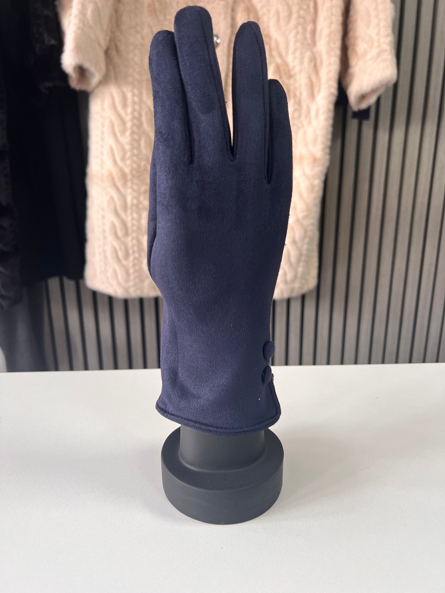 Swedette 2 Buttoned Gloves