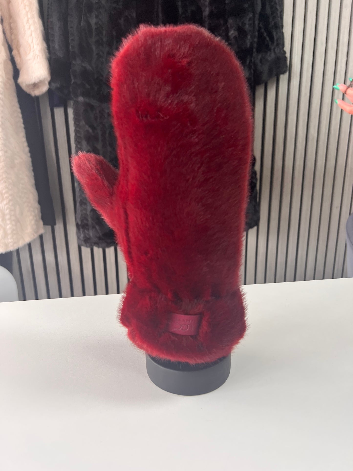 Fur Mittens