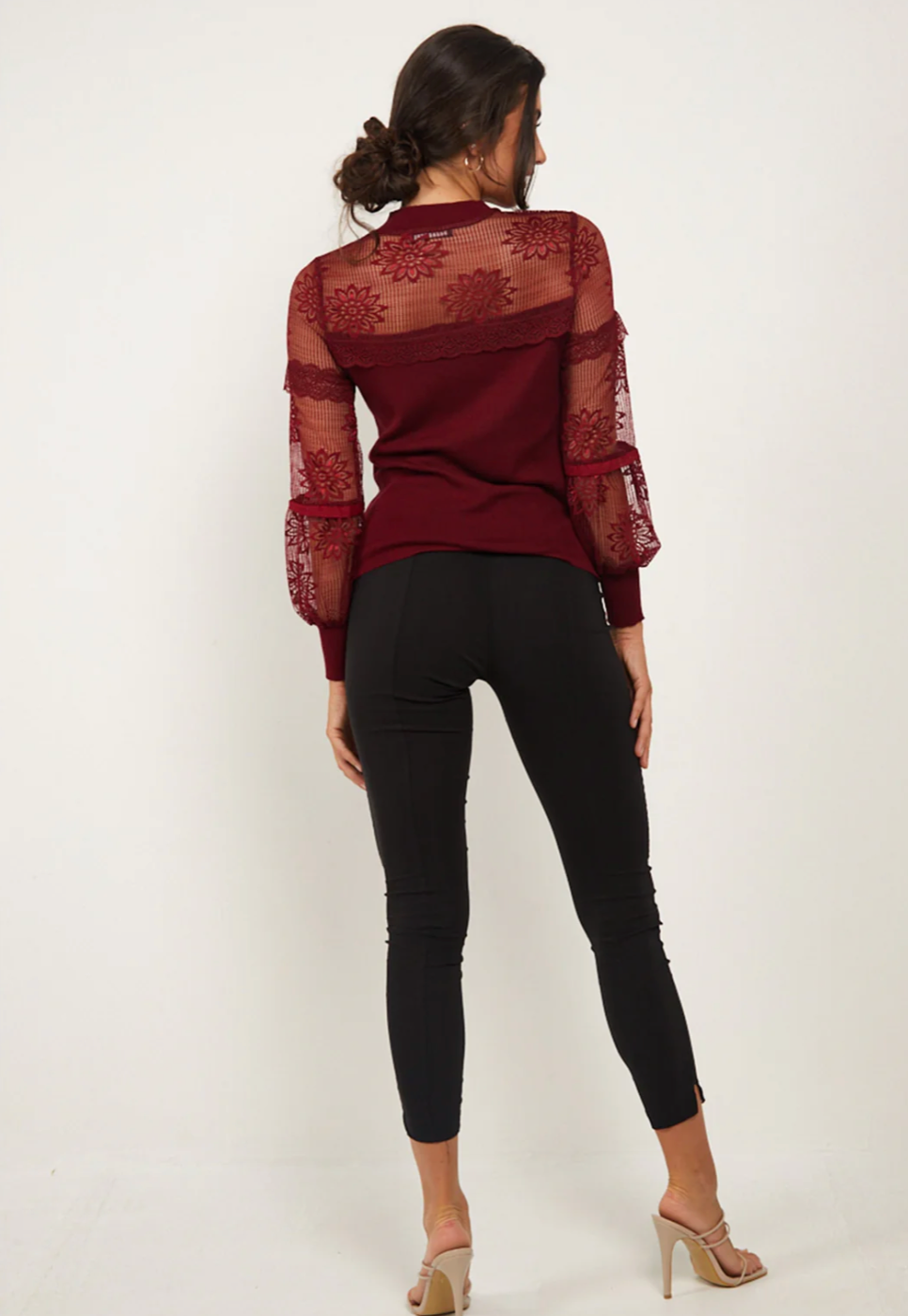 Lace Long Sleeved Knitted Top in Burgundy
