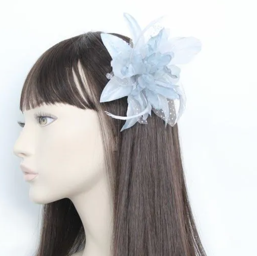 Molly Grey Fascinator on Comb