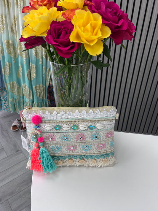 Crochet Bag with Tassels