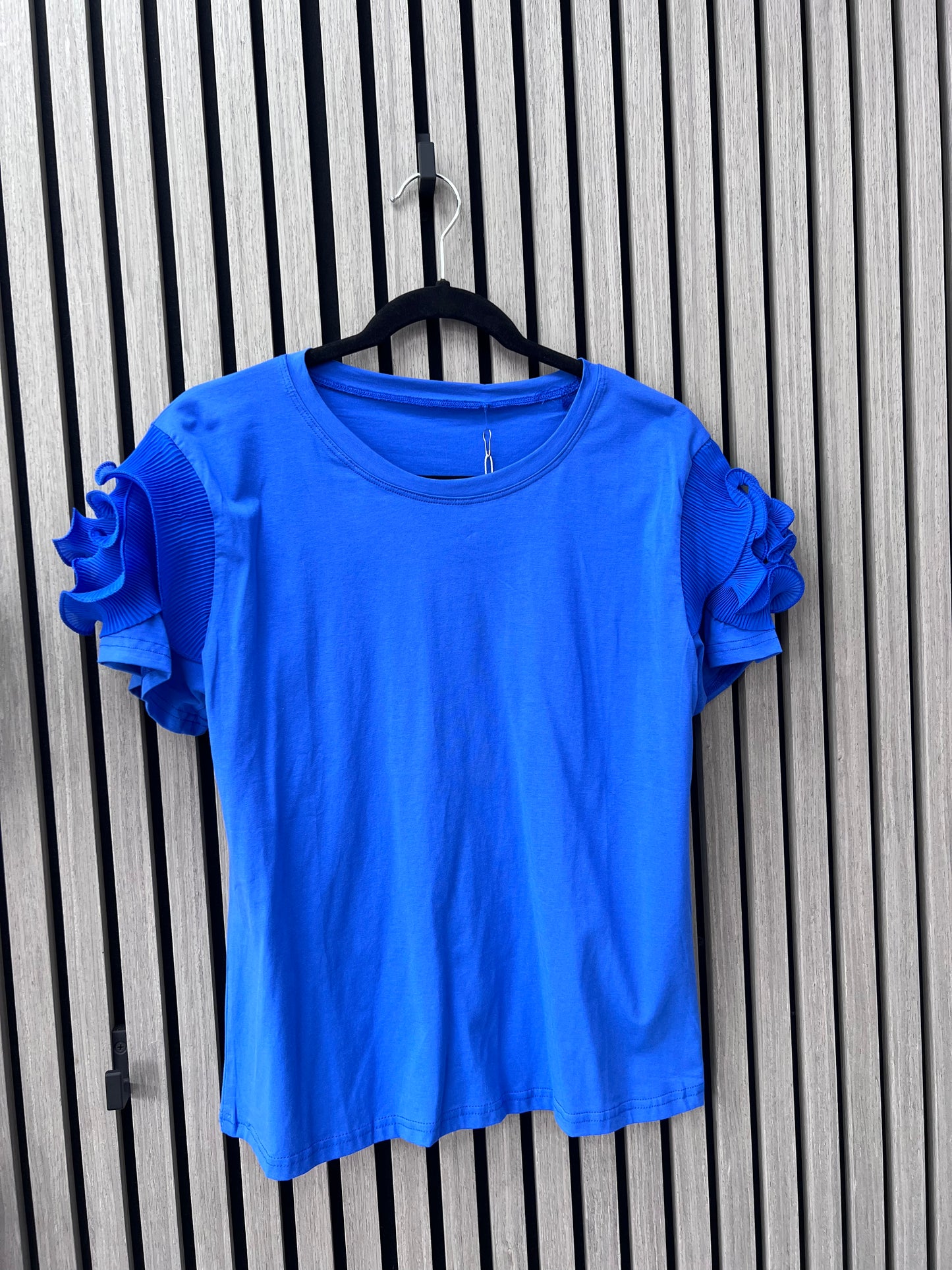 Rose Sleeve T -Shirt