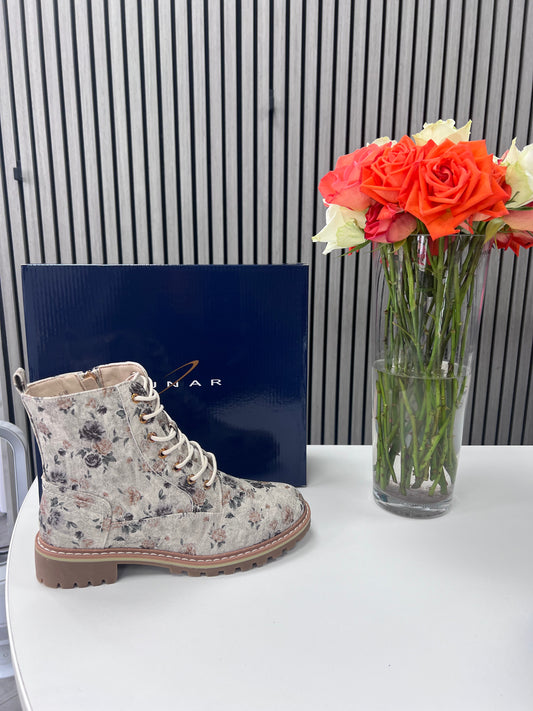 Dazzle Floral white Boot by Lunar