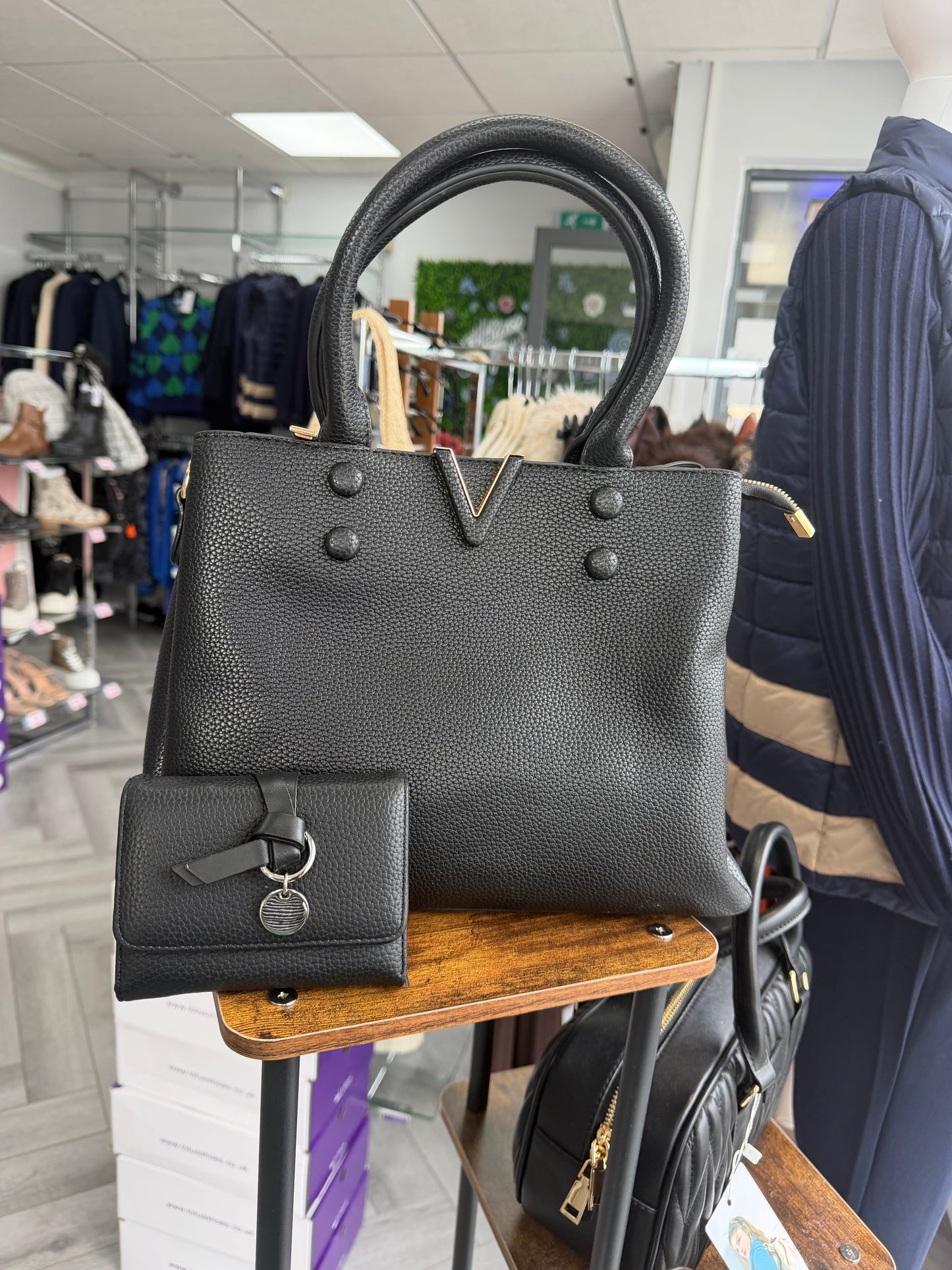 Veronica Bag in Black