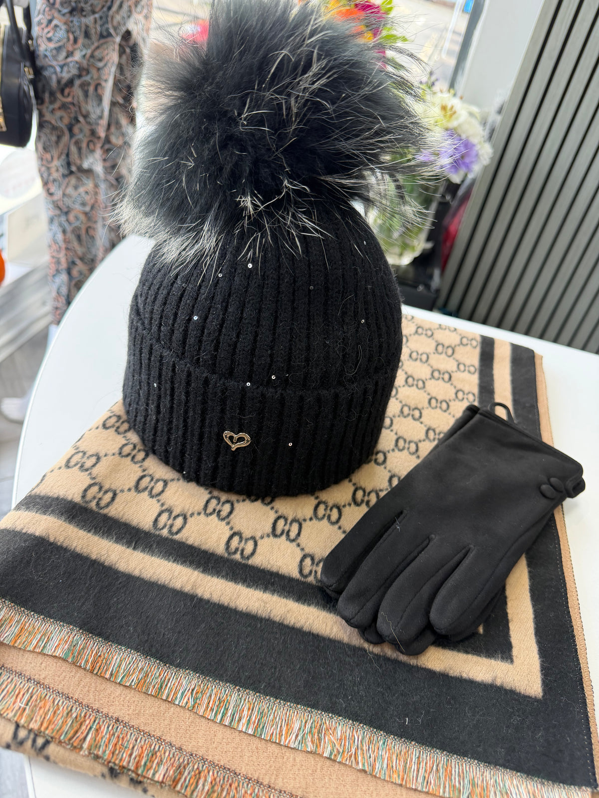 Suedette 2 Buttoned Gloves