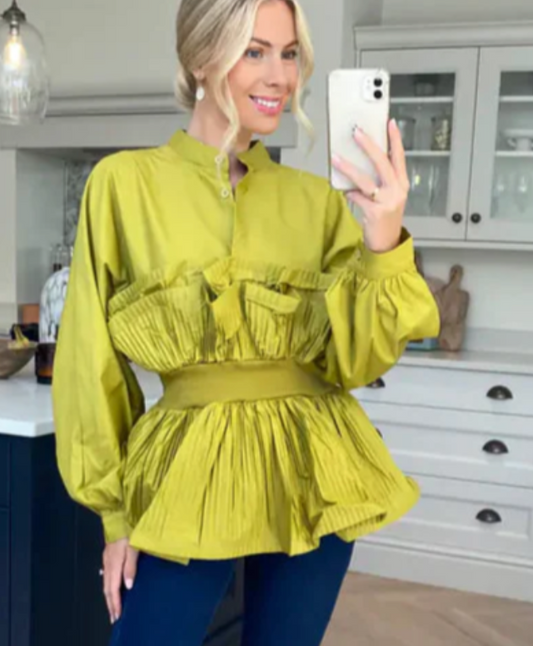 Ruffle Design around Chest and Hem Cotton Shirt in Black and Green