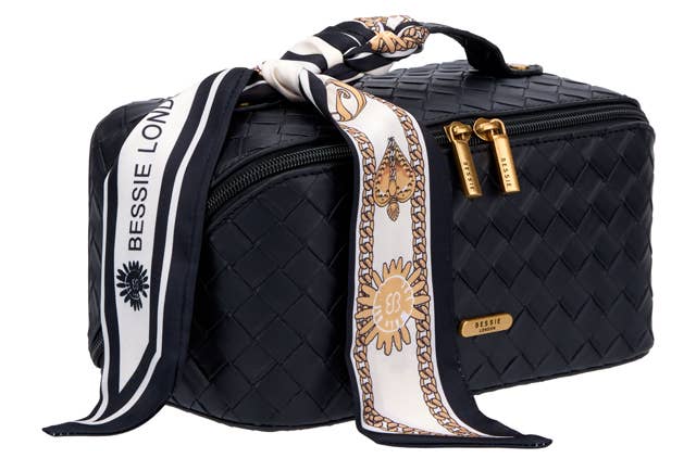 Bessie Diamond Lattice cosmetic Bag - Burgundy